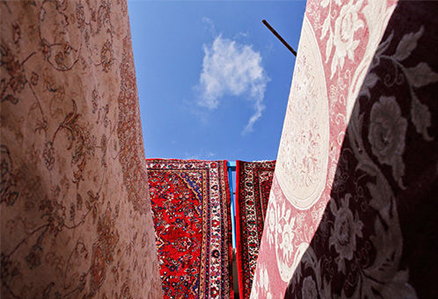 خشک کردن قالی در قالیشویی شیراز